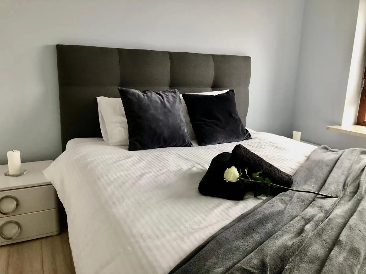 Apartment Klobucka Warsaw Poland